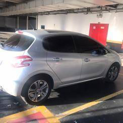 PEUGEOT 208 1.6 GRIFFE 16V FLEX 4P MANUAL PEUGEOT 208 1.6 GRIFFE 16V FLEX 4P MANUAL
